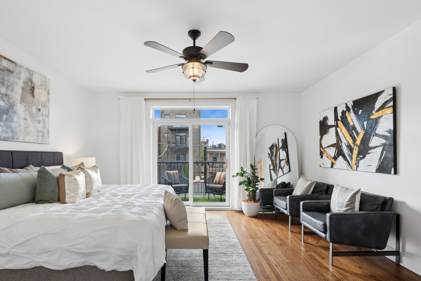 2147 West Rice Street, Unit 2E Chicago, IL 60622 - Photo 18 of 20 Gallery Image 18