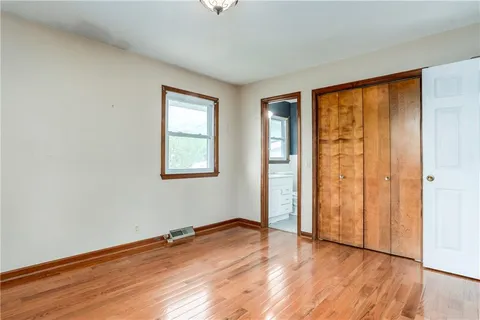 $299,950 | 881 East 1st Street, Peculiar, MO 64078