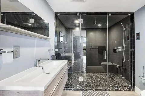 $1,000,000 | 3200 South Ocean Boulevard, Unit C303, Palm Beach, FL 33480