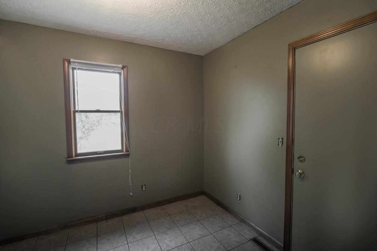 5800 Blacks Road Southwest Pataskala, OH 43062 - Photo 16 of 34