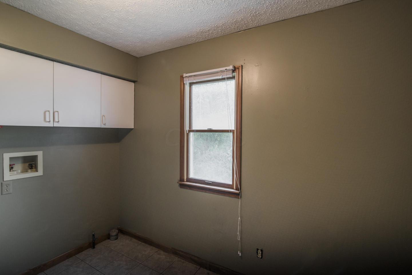 5800 Blacks Road Southwest Pataskala, OH 43062 - Photo 17 of 34