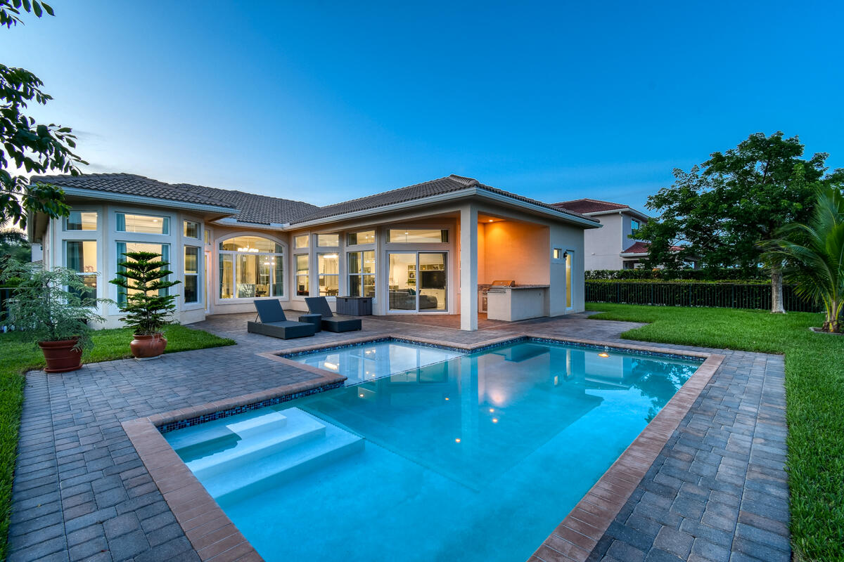 126 Sonata Drive Jupiter, FL 33478 - Photo 2 of 101 Paradise is Here