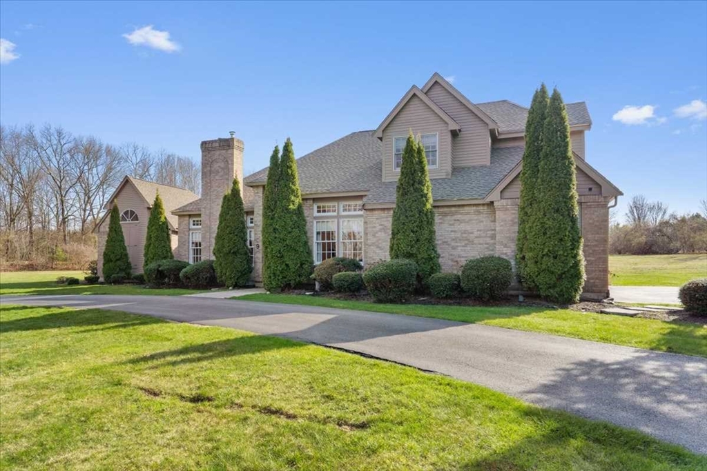 9 Old Harry Road Southborough, MA 01772 - Photo 1 of 5 Gallery Image 1