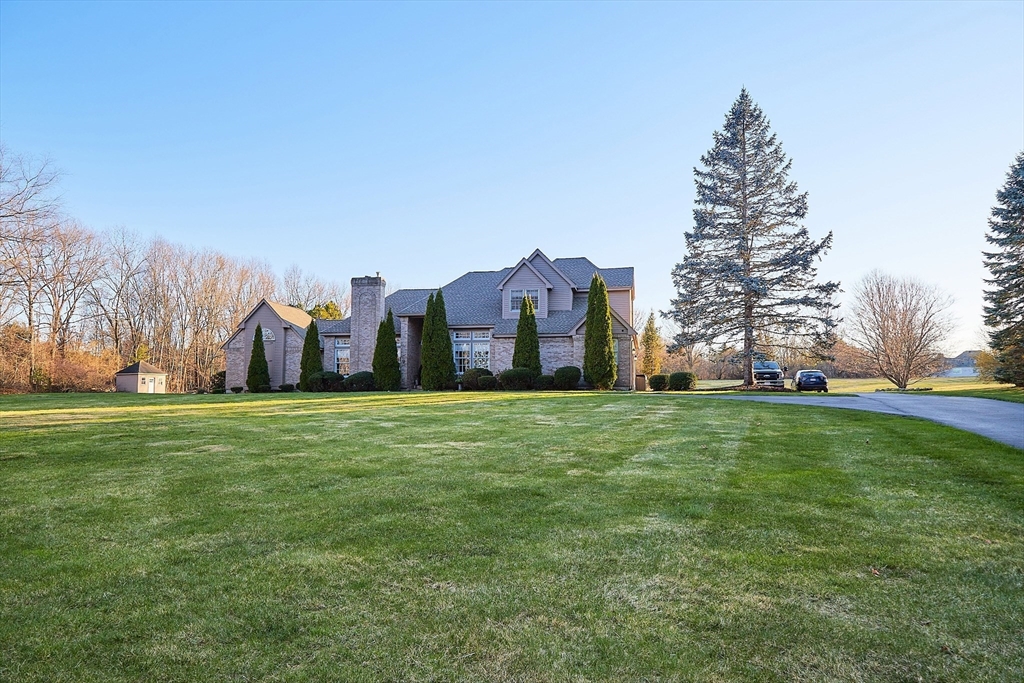 9 Old Harry Road Southborough, MA 01772 - Photo 2 of 5 Gallery Image 2