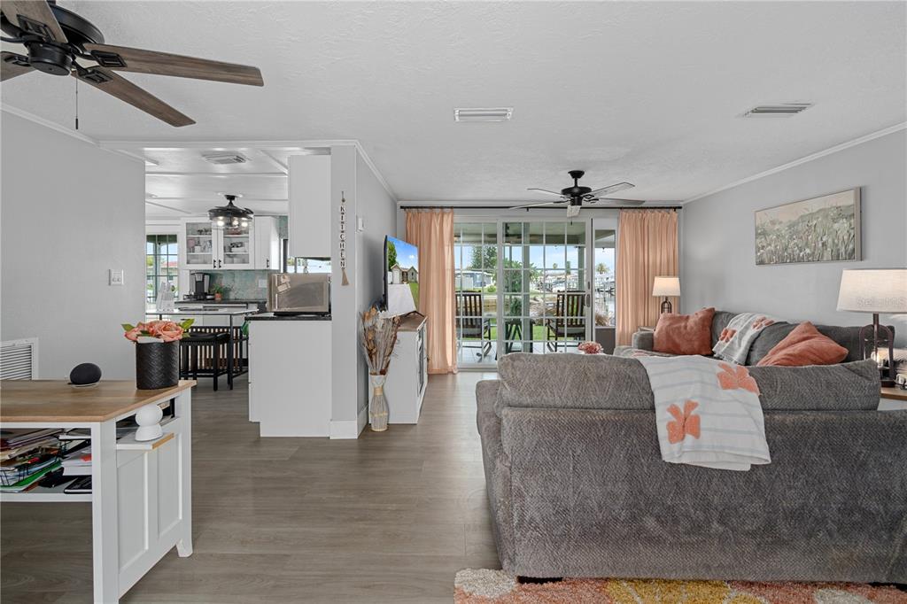 4865 Shell Stream Boulevard New Port Richey, FL 34652 - Photo 7 of 36