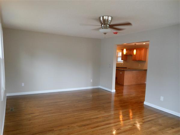 70 Norman Street Springfield, MA 01104 - Photo 4 of 13