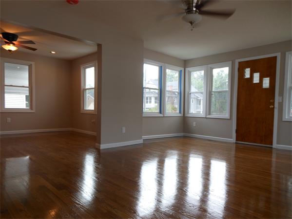 70 Norman Street Springfield, MA 01104 - Photo 5 of 13