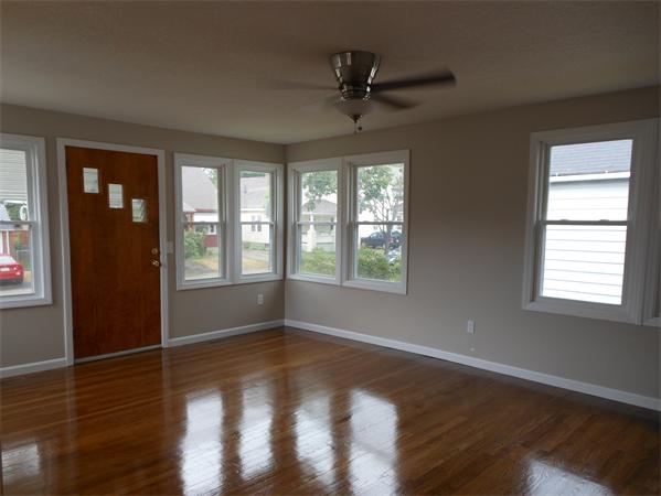 70 Norman Street Springfield, MA 01104 - Photo 6 of 13