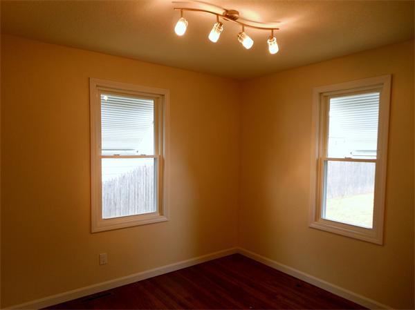 70 Norman Street Springfield, MA 01104 - Photo 8 of 13