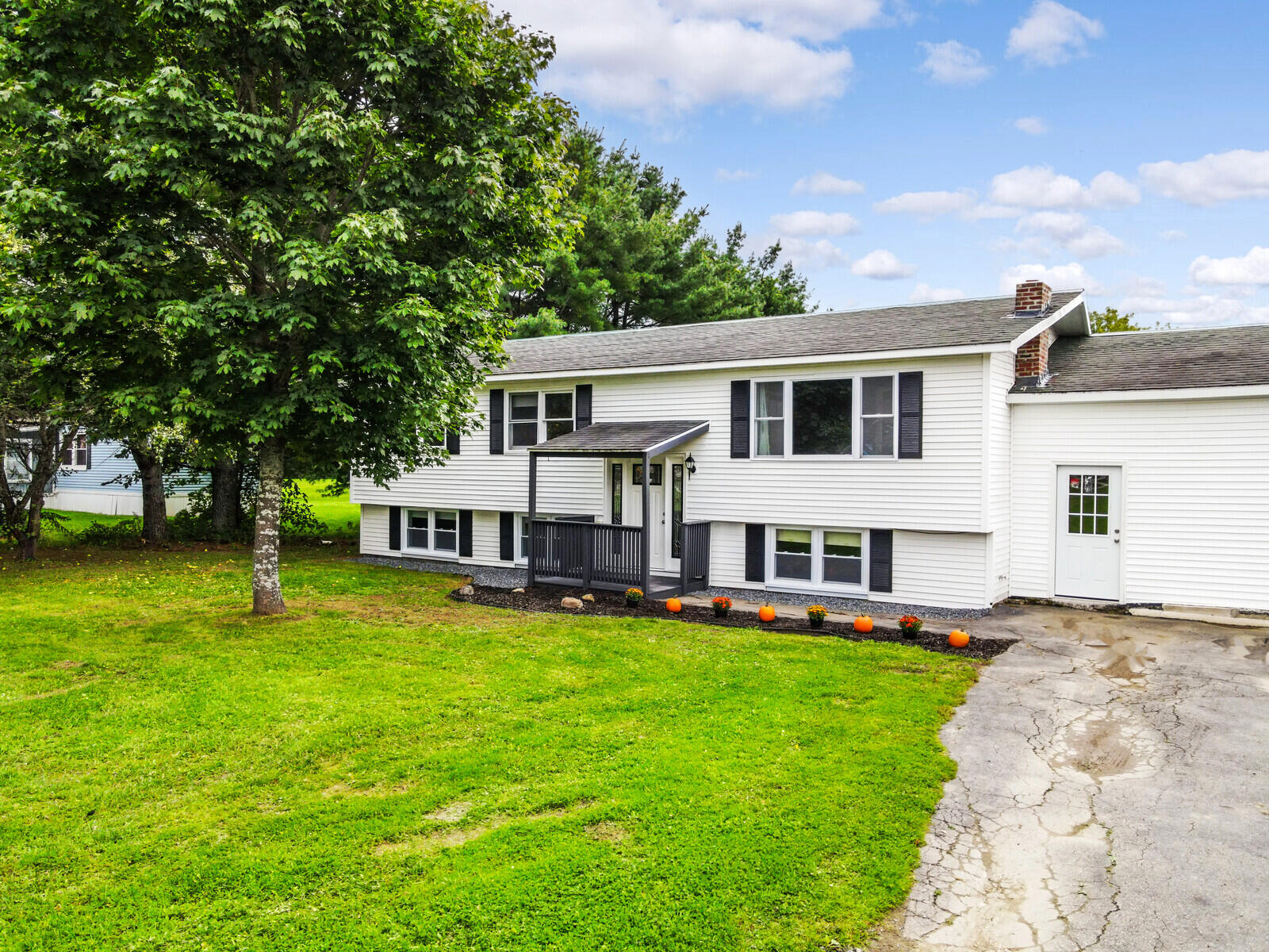 259 Center Road Fairfield, ME 04937 - Photo 3 of 54 3
