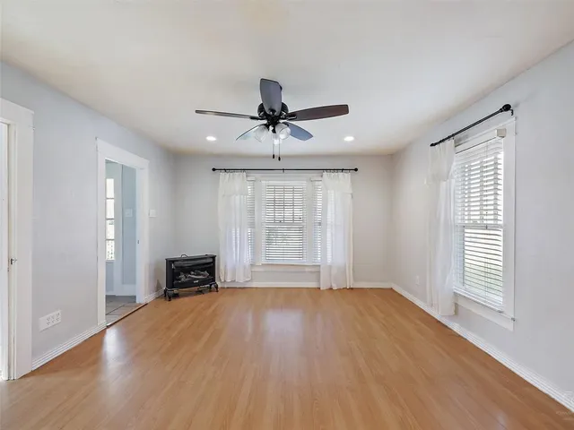 $1,850 | 105 East Hunt Street, Leonard, TX 75452