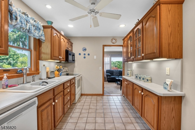 557 Rockport Road Hackettstown, NJ 07840 - Photo 10 of 25
