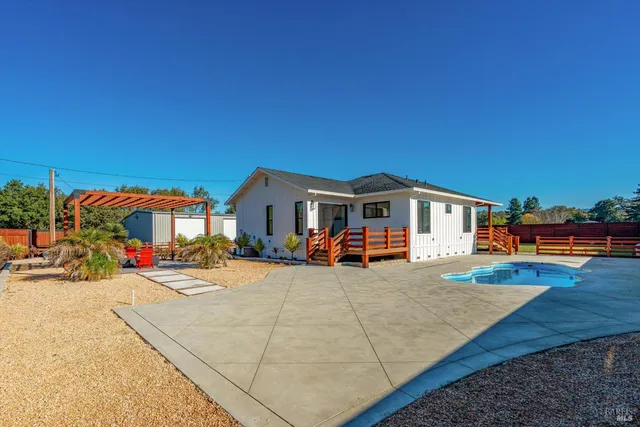 $1,995,000 | 6140 Gilmore Avenue, Cotati, CA 94931