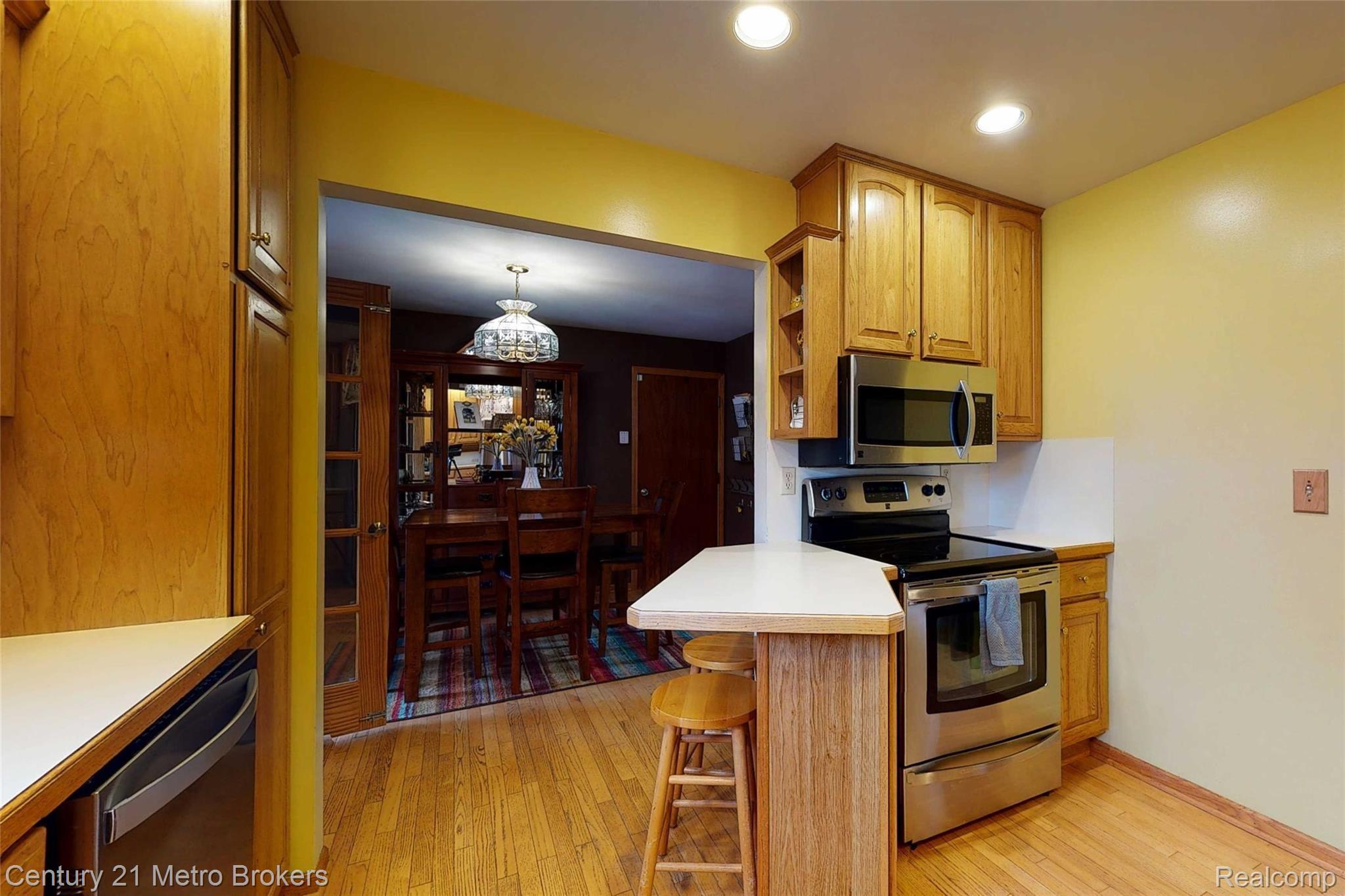 8384 Fenton Road Grand Blanc, MI 48439 - Photo 14 of 48 8384-Fenton-Rd-7 Kitchen.jpg