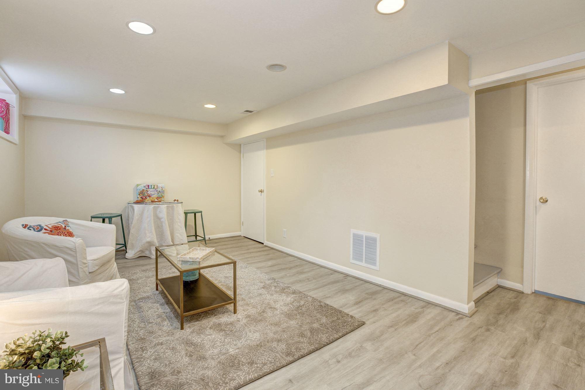 5325 Wakefield Road Bethesda, MD 20816 - Photo 23 of 27 Perfect for family movie or game night.