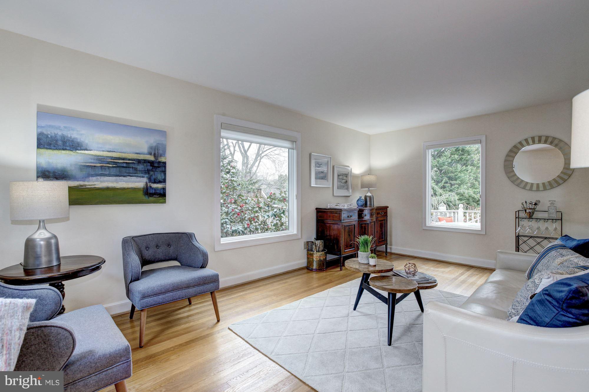 5325 Wakefield Road Bethesda, MD 20816 - Photo 6 of 27 Lots of room for all your furniture.