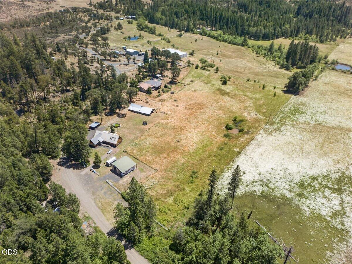14020 Geppert Road Eagle Point, OR 97524 - Photo 45 of 51