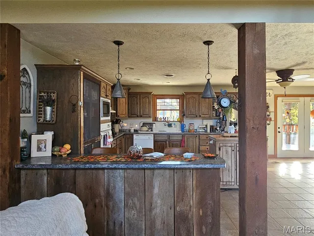 $515,000 | 3330 Highway 149, Royalton, IL 62983