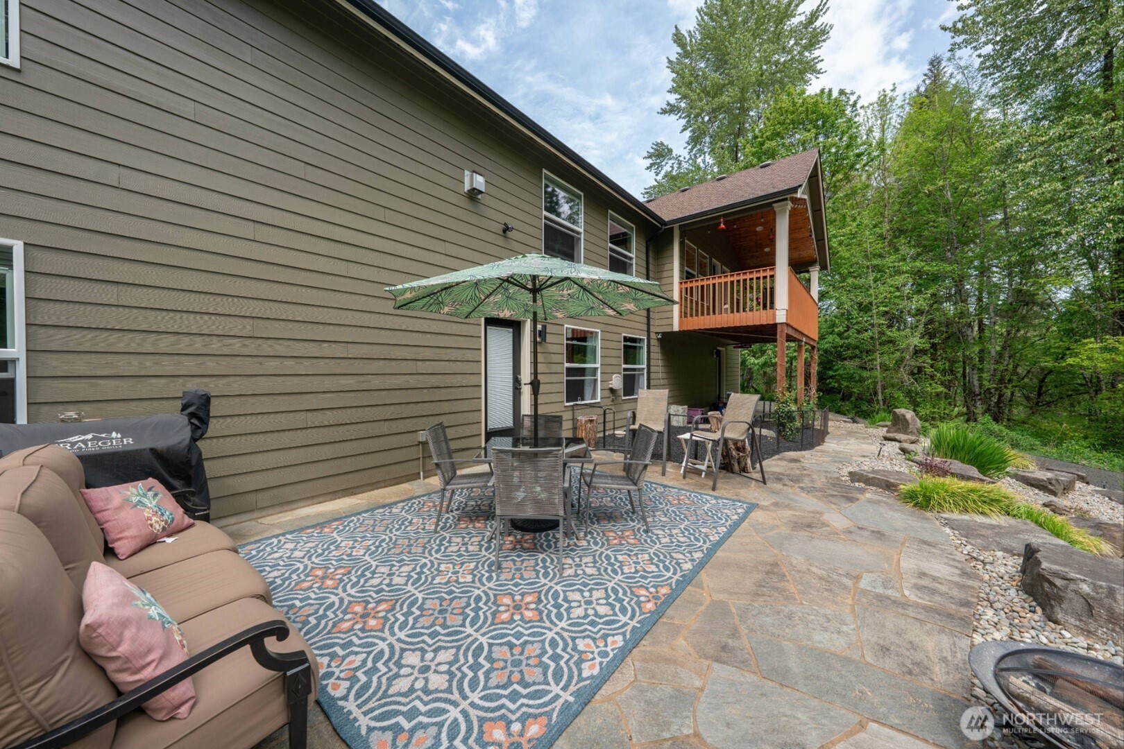 6031 139th Lane Southwest Rochester, WA 98579 - Photo 22 of 40