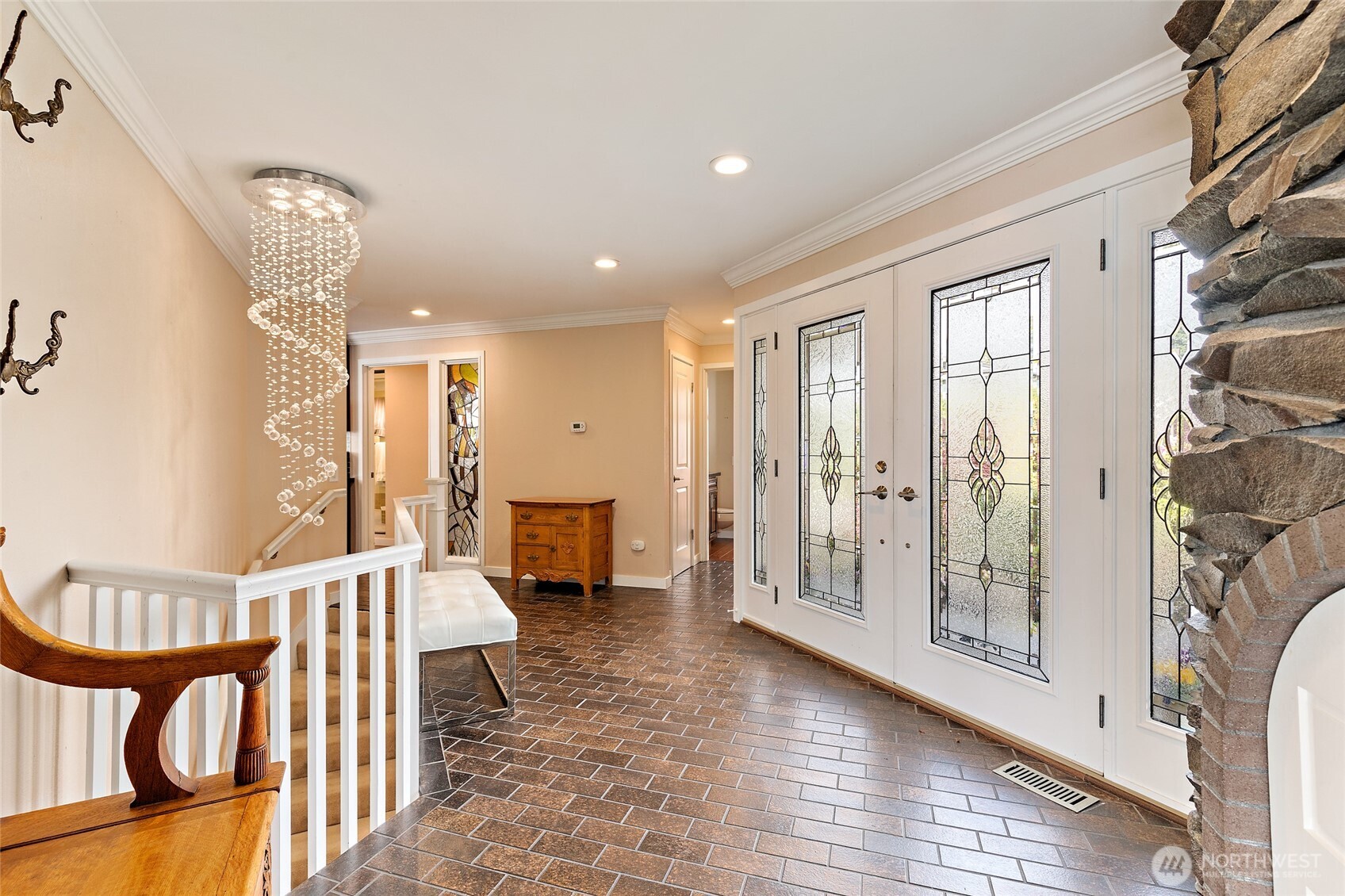 1919 Southwest Cove Point Road Burien, WA 98146 - Photo 8 of 29