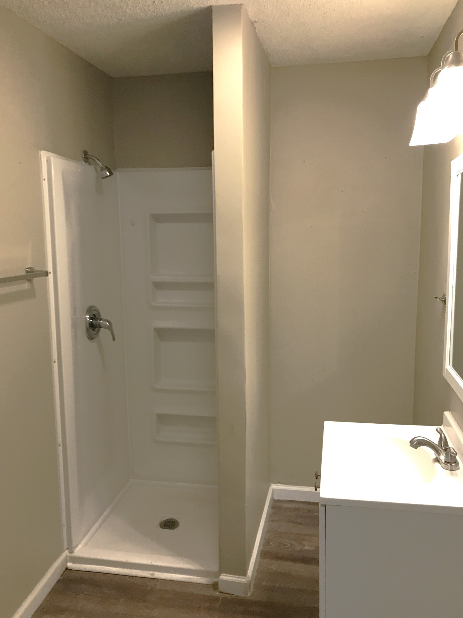 6558 Kari Drive Murfreesboro, TN 37129 - Photo 5 of 12 a bathroom with a shower and a sink