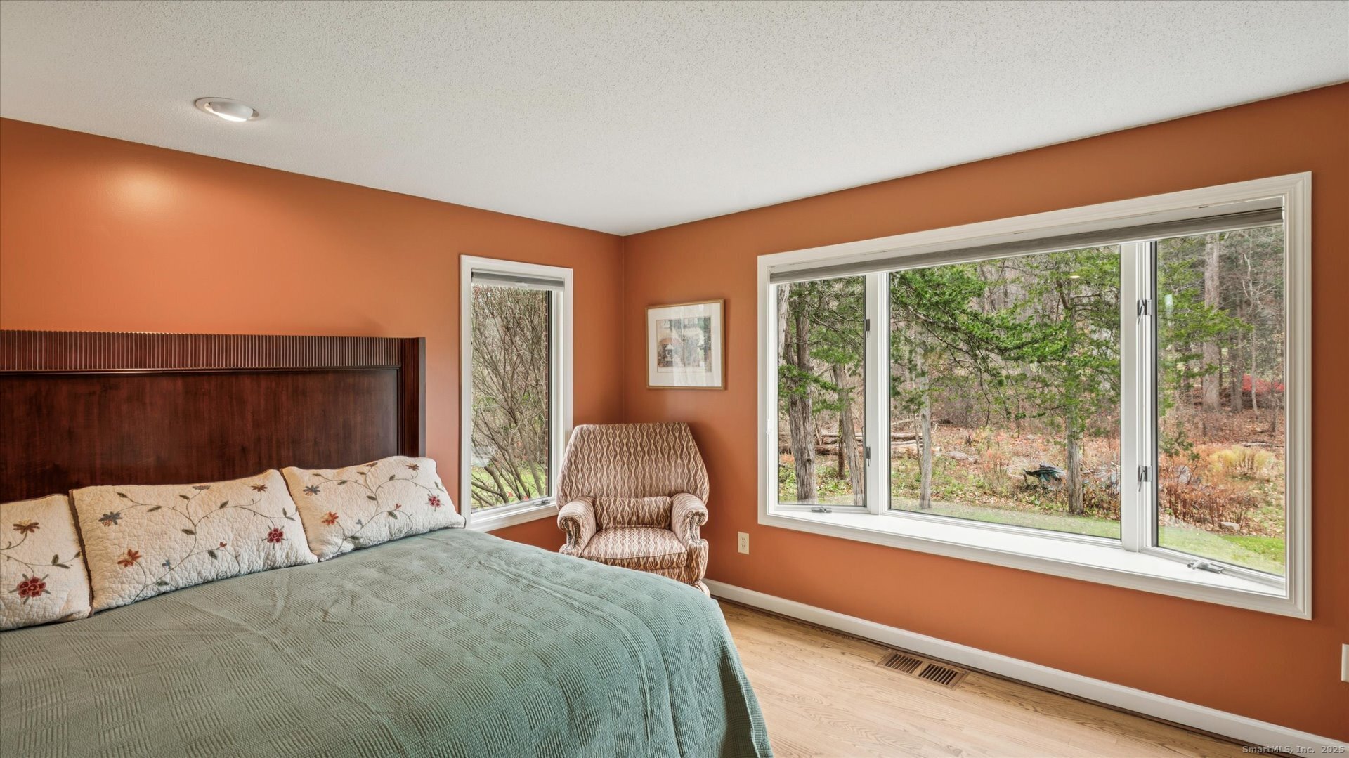 63 Duncaster Road Bloomfield, CT 06002 - Photo 28 of 36