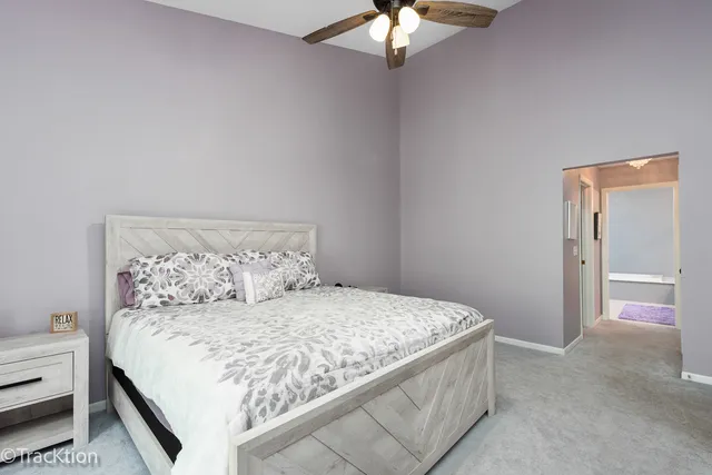 $399,900 | 1014 Braemoor Drive, Unit B, Downers Grove, IL 60515