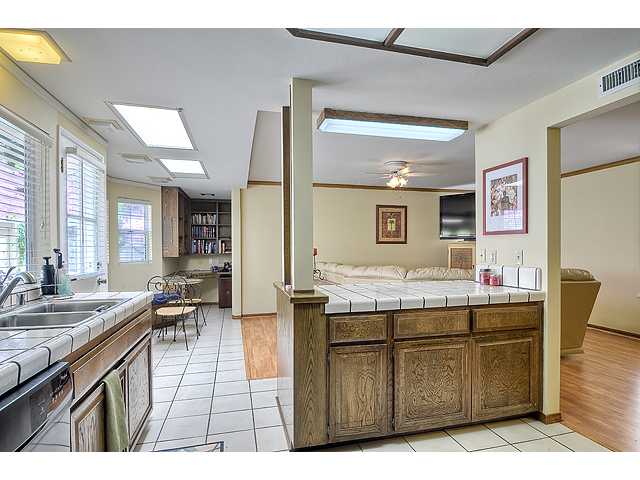 1717 Burgundy Road Encinitas, CA 92024 - Photo 11 of 23