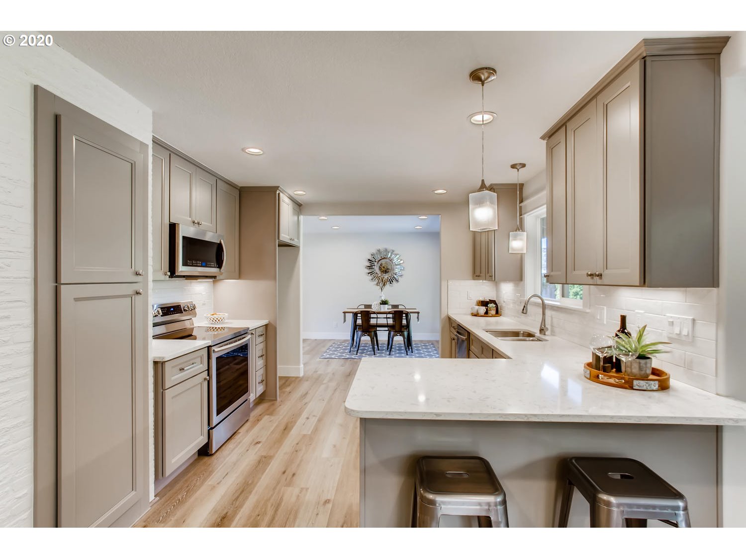 5180 Southwest Oleson Road Portland, OR 97225 - Photo 11 of 32 Gallery Image 11