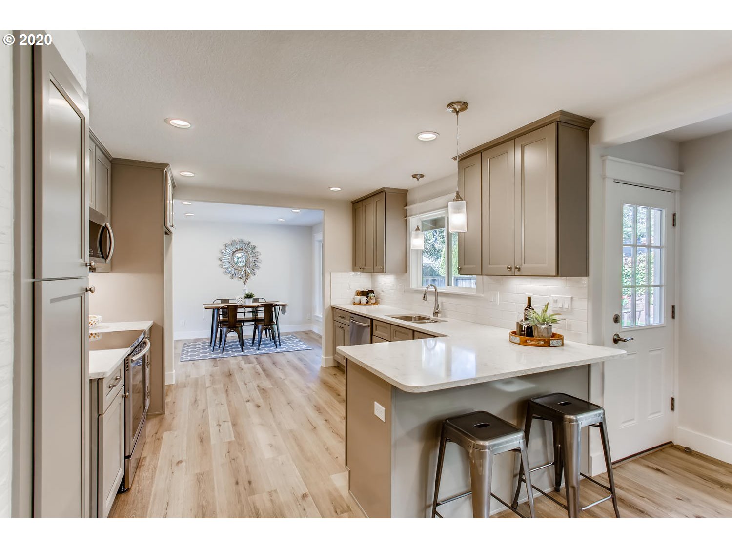 5180 Southwest Oleson Road Portland, OR 97225 - Photo 12 of 32 Gallery Image 12