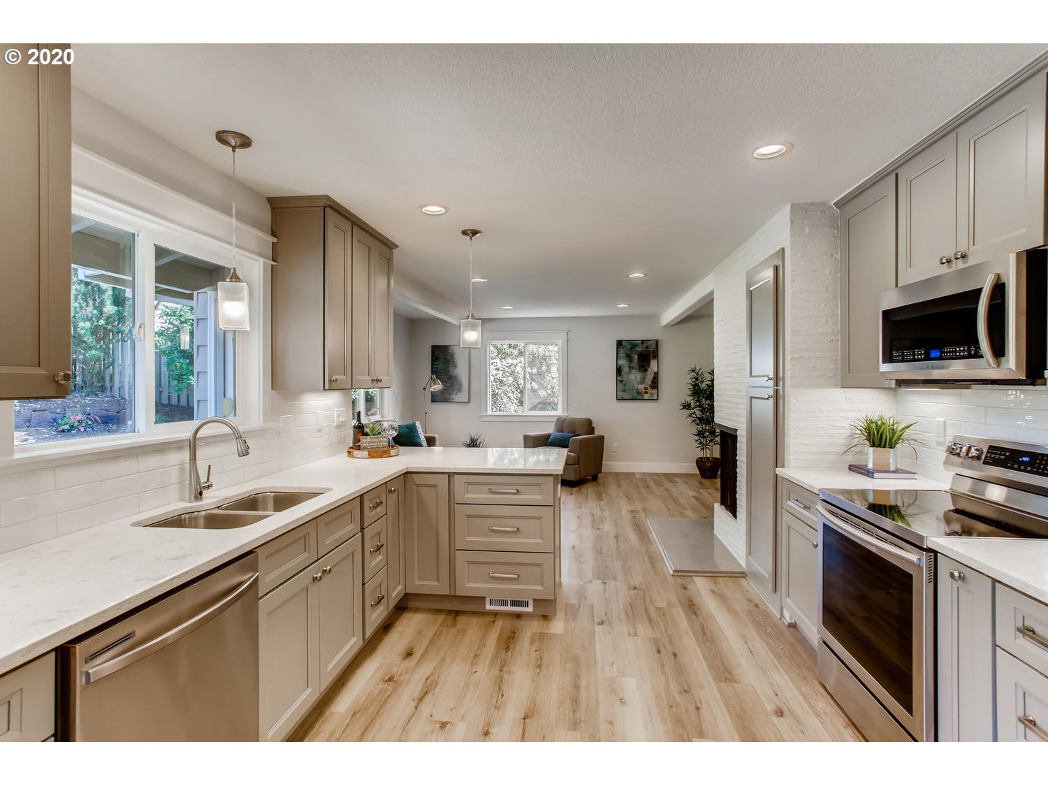 5180 Southwest Oleson Road Portland, OR 97225 - Photo 13 of 32 Gallery Image 13