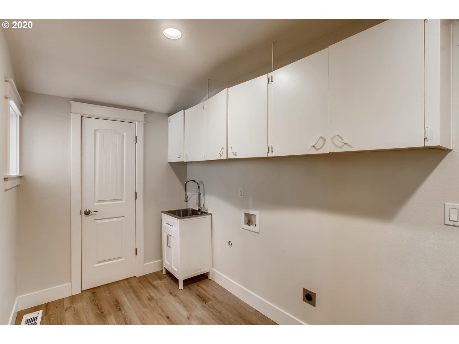 5180 Southwest Oleson Road Portland, OR 97225 - Photo 18 of 32 Gallery Image 18