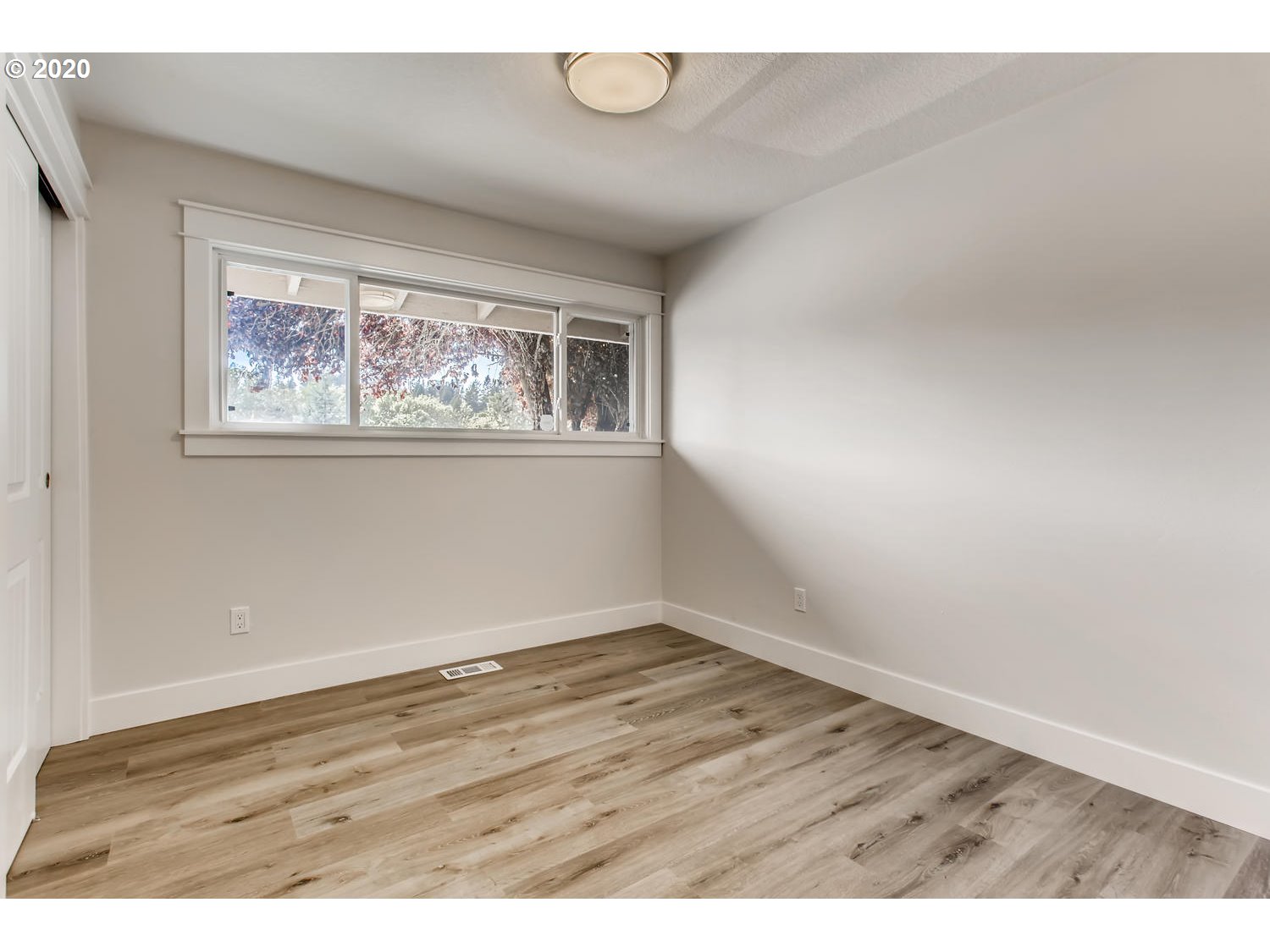 5180 Southwest Oleson Road Portland, OR 97225 - Photo 24 of 32 Gallery Image 24