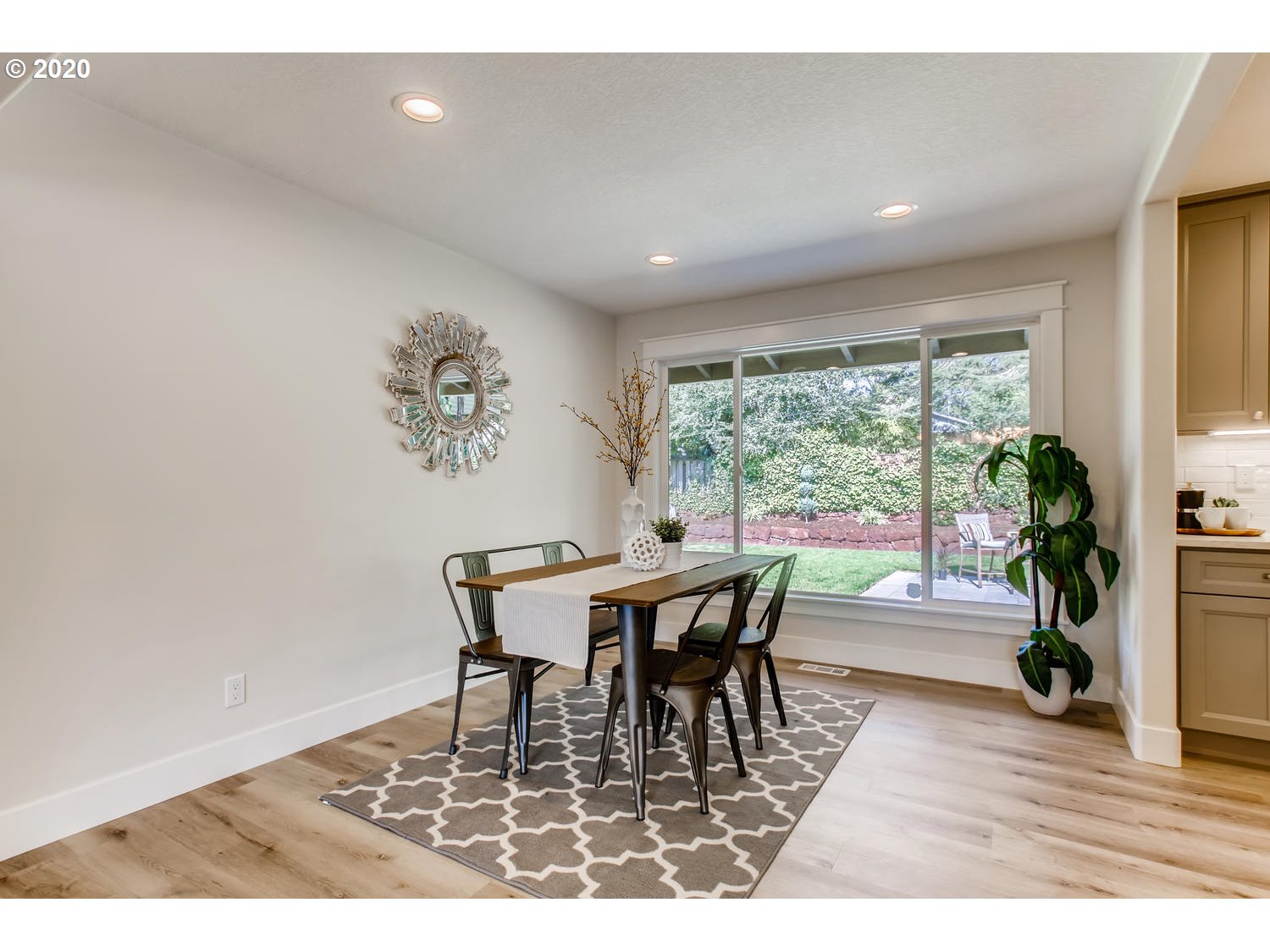 5180 Southwest Oleson Road Portland, OR 97225 - Photo 8 of 32 Gallery Image 8