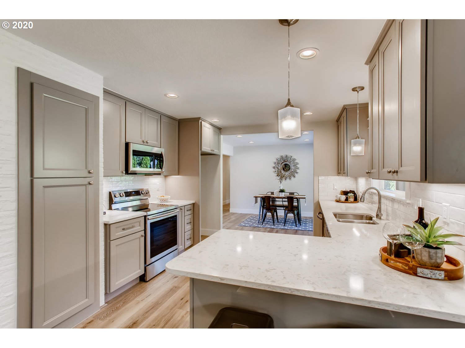 5180 Southwest Oleson Road Portland, OR 97225 - Photo 10 of 32 Gallery Image 10