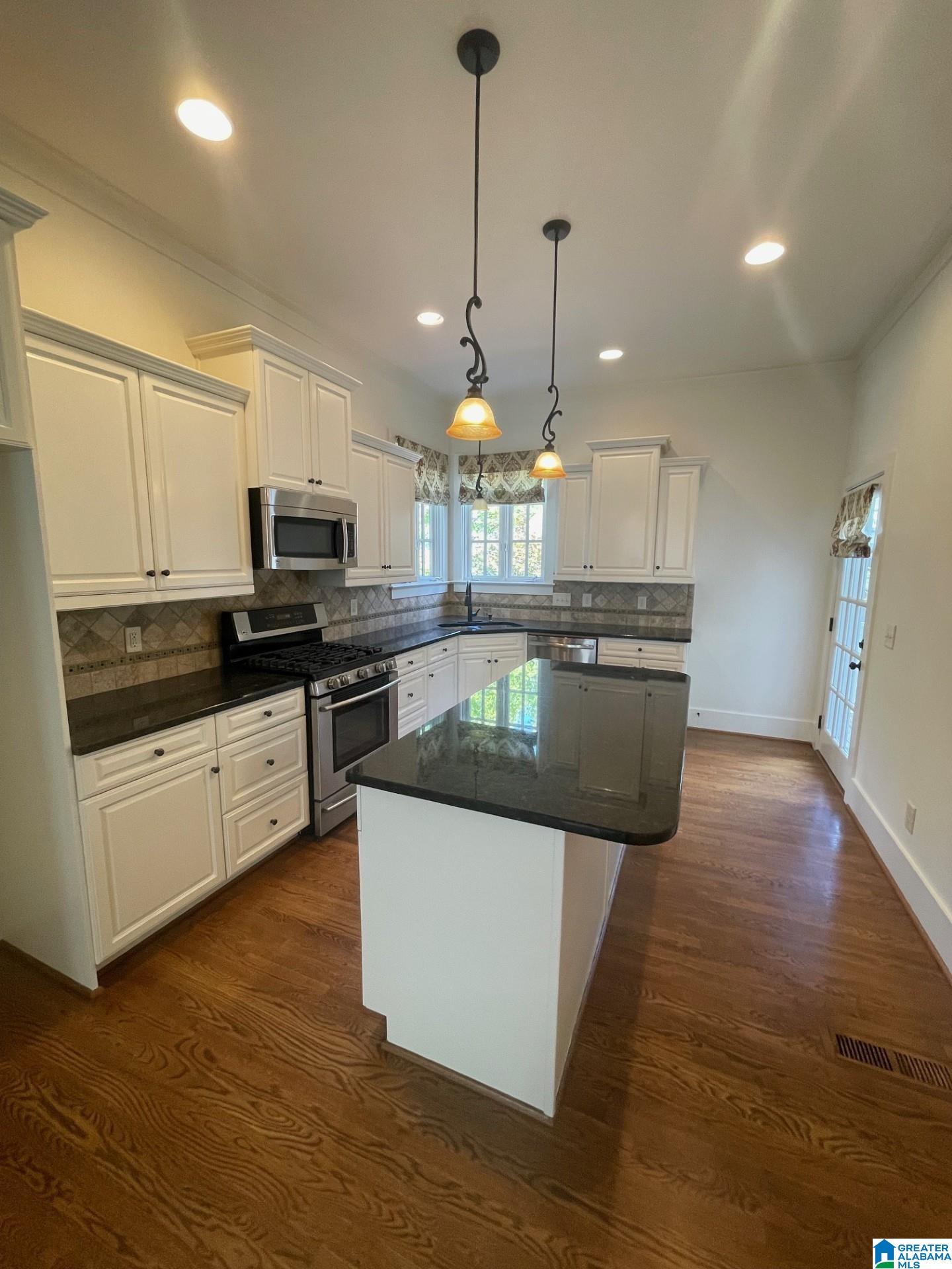 230 Hawthorn Street Birmingham, AL 35242 - Photo 10 of 21