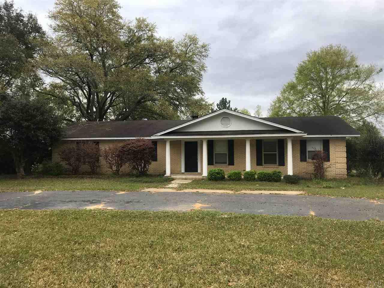 5861 West State Line Road Century, FL 32535 - Photo 1 of 28