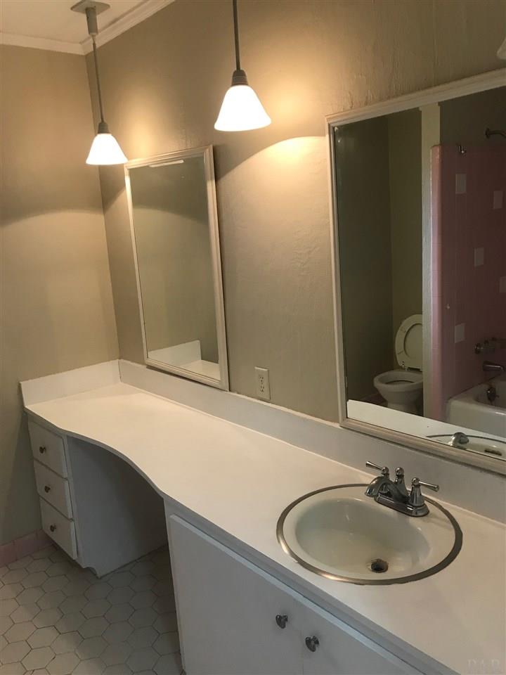 5861 West State Line Road Century, FL 32535 - Photo 14 of 28