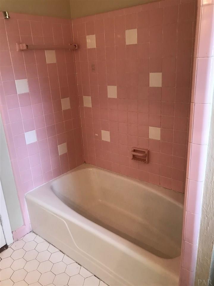 5861 West State Line Road Century, FL 32535 - Photo 16 of 28