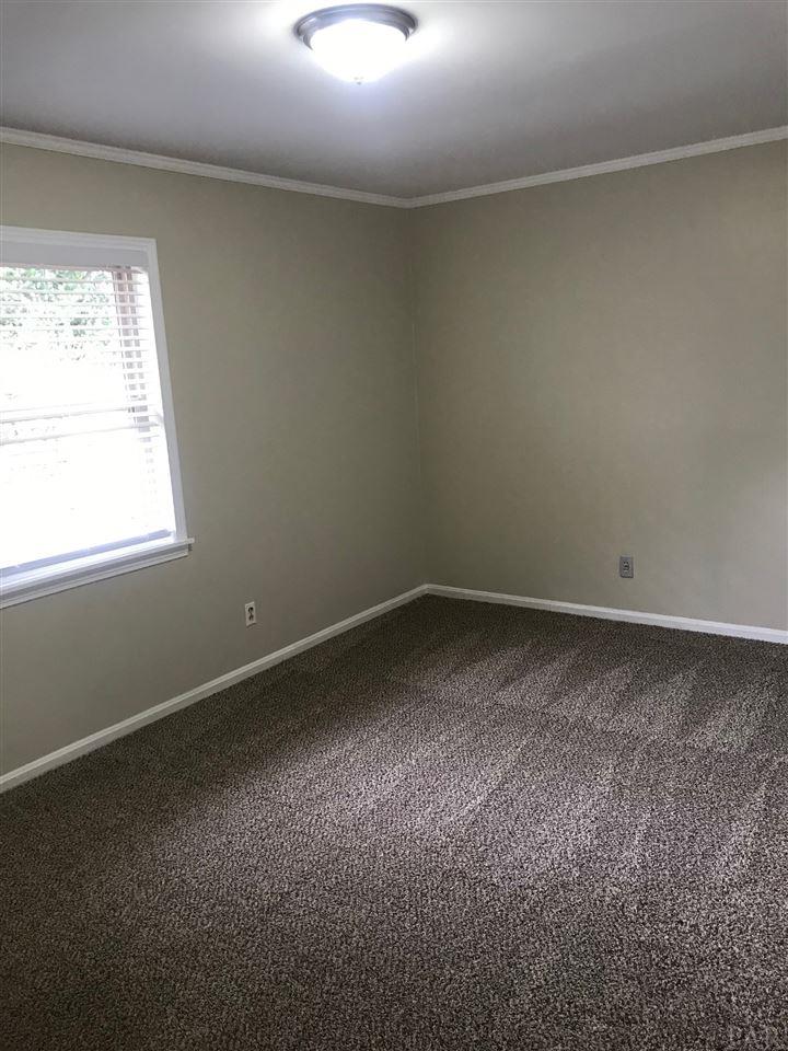 5861 West State Line Road Century, FL 32535 - Photo 17 of 28