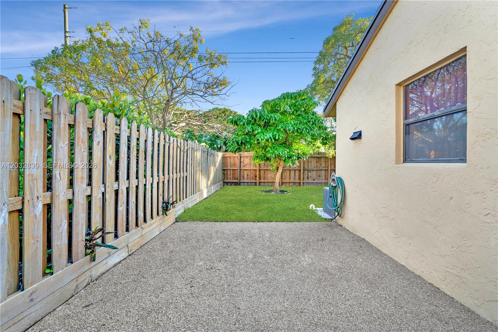 12704 Southwest 71st Terrace Miami, FL 33183 - Photo 23 of 24