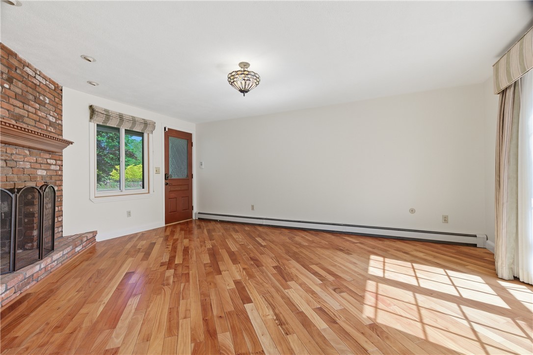 2699 Diamond Hill Road Cumberland, RI 02864 - Photo 22 of 45