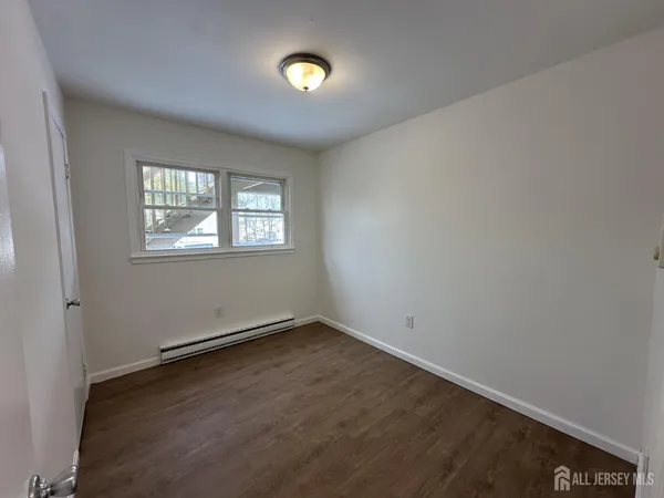 $2,395 | 67 Maple Avenue, Keansburg, NJ 07734