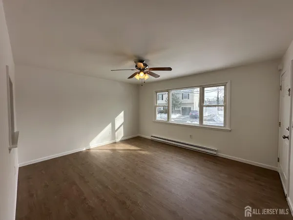 $2,395 | 67 Maple Avenue, Keansburg, NJ 07734