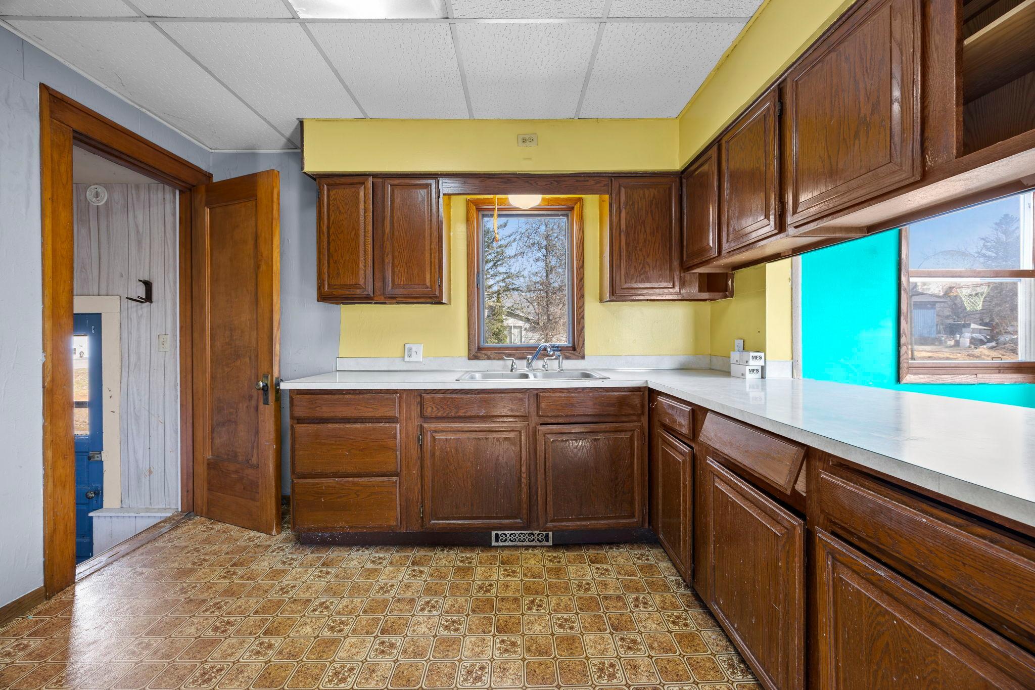 730 1st Street North Waterville, MN 56096 - Photo 7 of 31