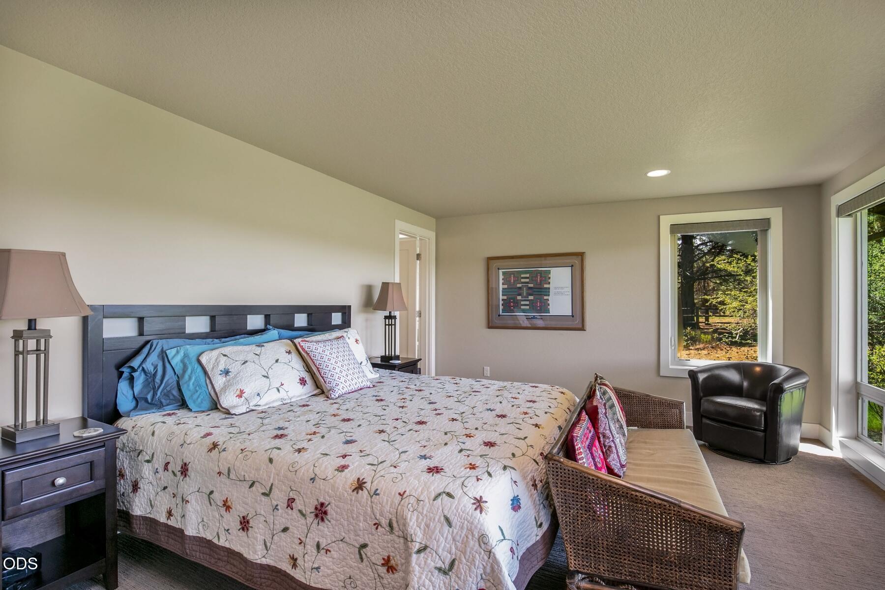 16845 Varco Road Bend, OR 97703 - Photo 19 of 45