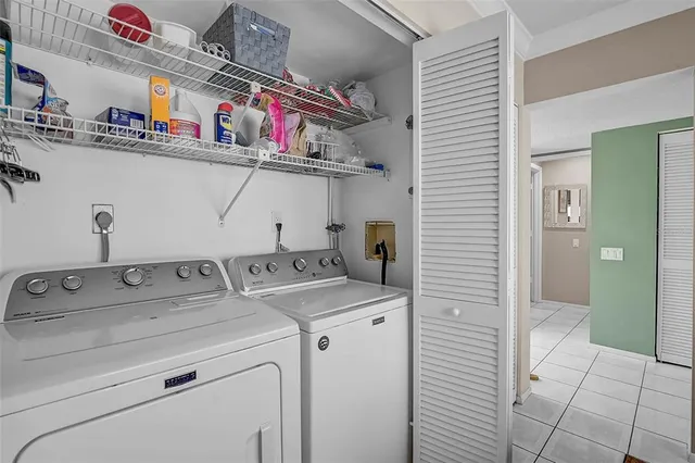 $225,000 | 244 Woodland Drive, Unit 244, Osprey, FL 34229