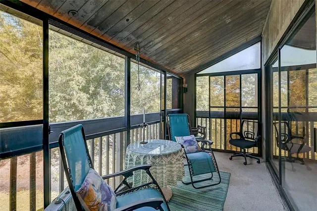 $225,000 | 244 Woodland Drive, Unit 244, Osprey, FL 34229