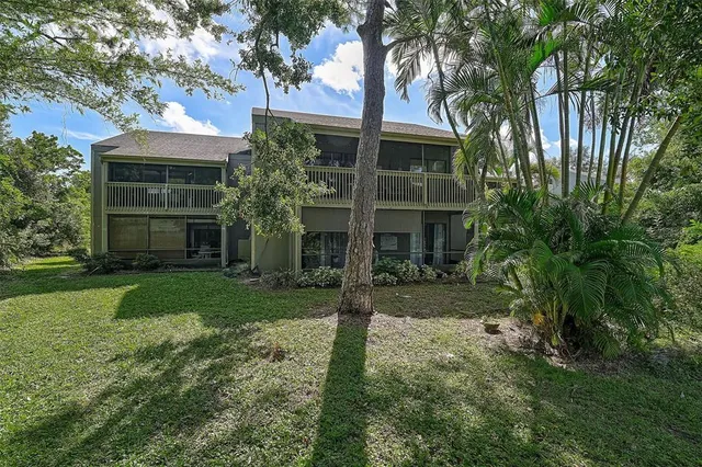 $225,000 | 244 Woodland Drive, Unit 244, Osprey, FL 34229