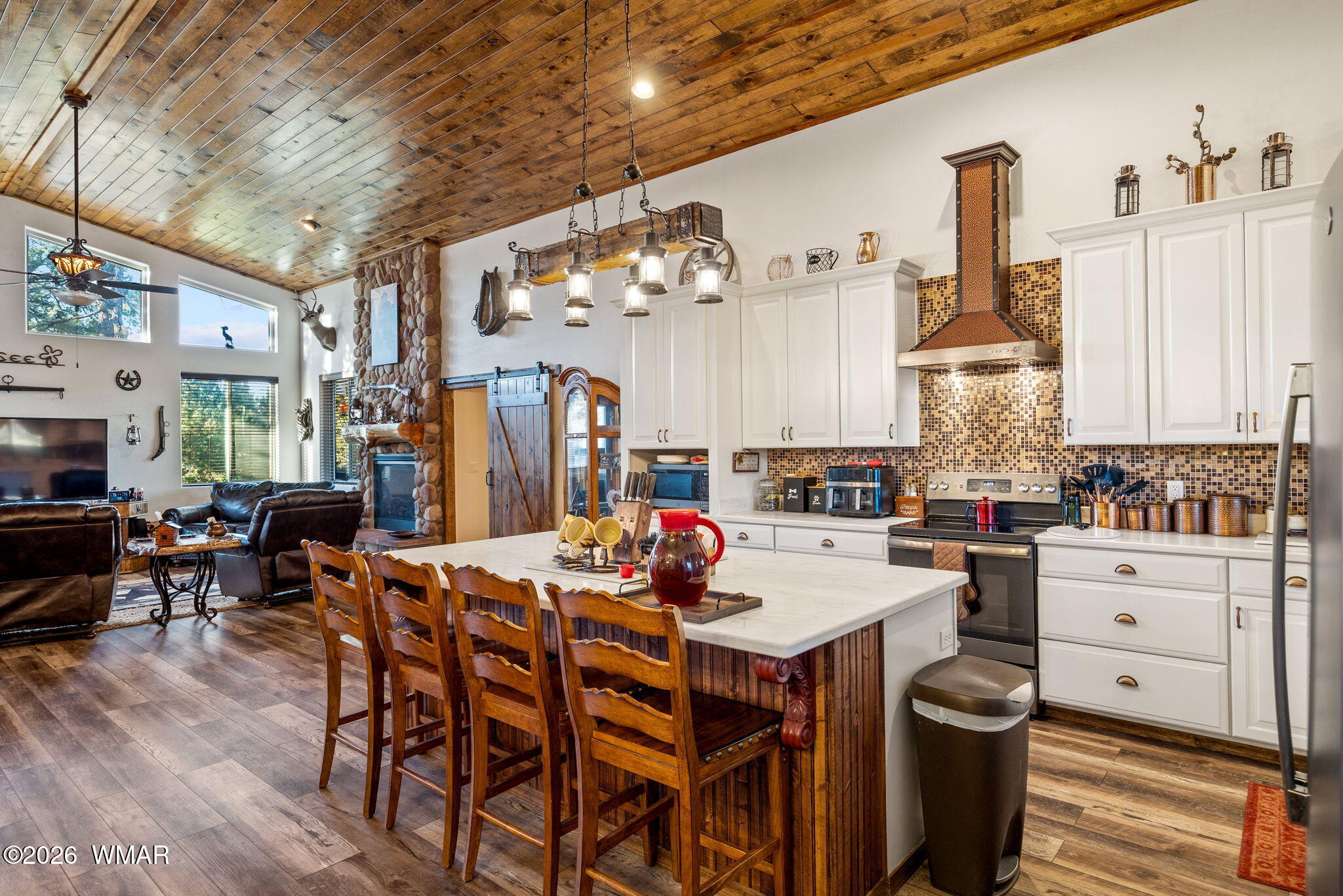 2207 4 Point Circle Overgaard, AZ 85933 - Photo 12 of 48